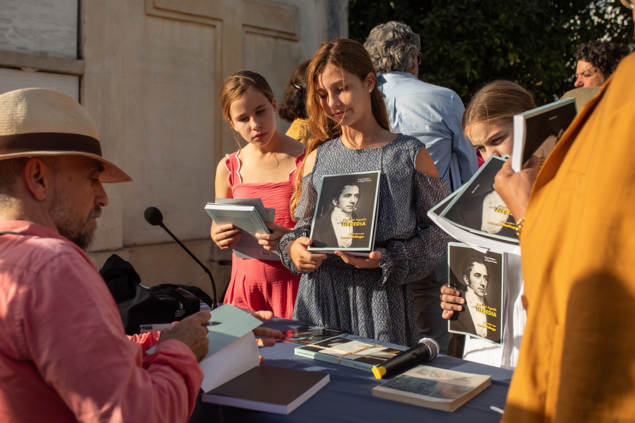 Fotografía 30 de la presentación del libro